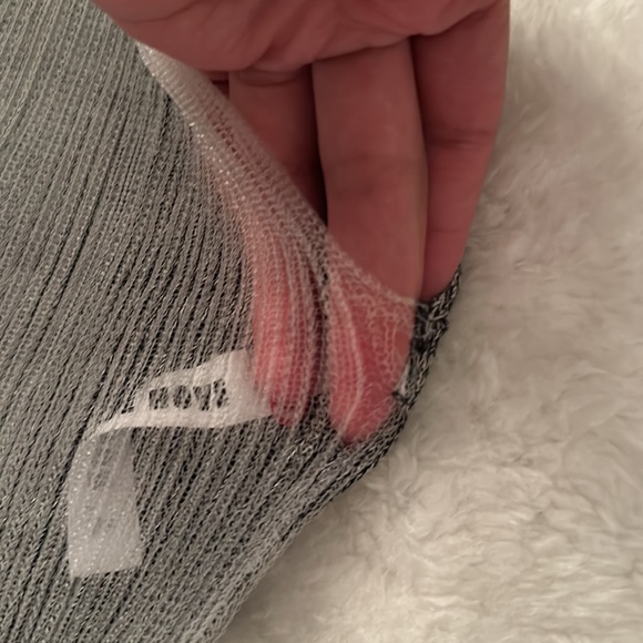 A. ROEGE HOVE Grey Nylon Turtleneck and Bottoms - Picture 7 of 11